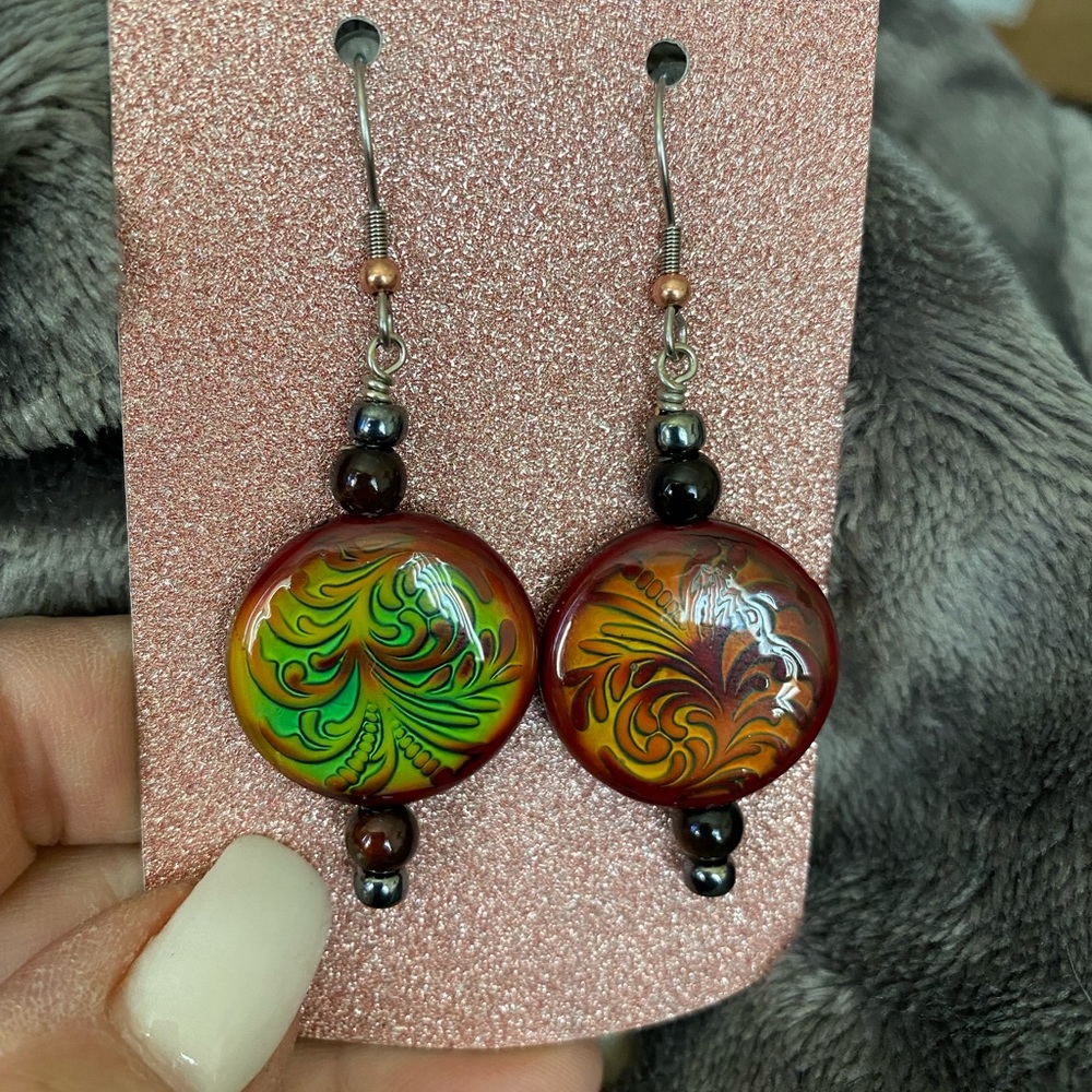 MOOD EARRINGS